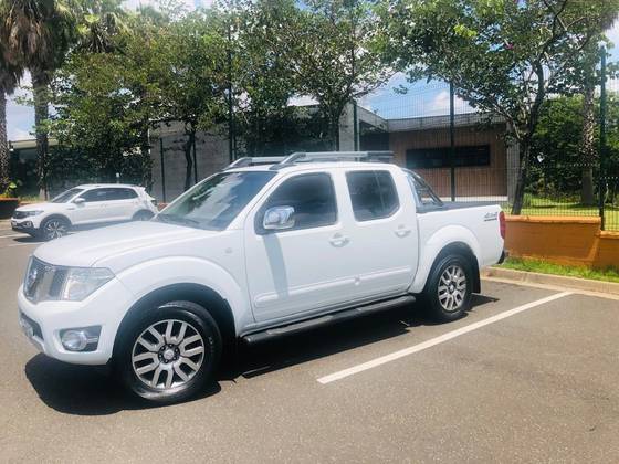 NISSAN FRONTIER 2.5 SL 4X4 CD TURBO ELETRONIC DIESEL 4P AUTOMÁTICO